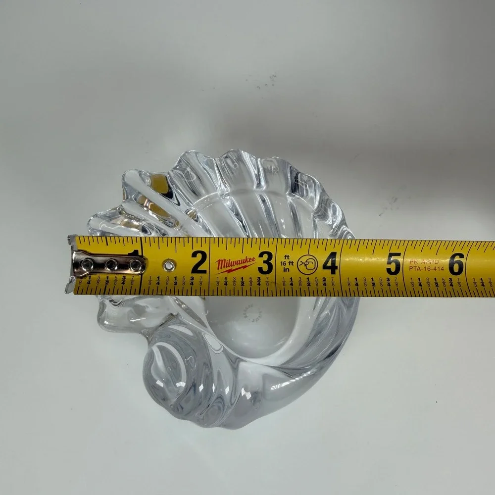 Clear Crystal Seashell Trinket or candy bowl‎ by Vannes made in France
